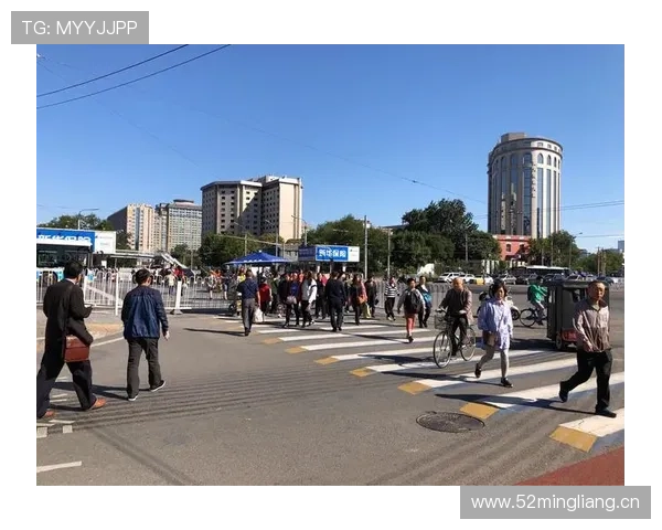 张楠家的冰箱里塞满了能量胶，连饮料都得排队等位置